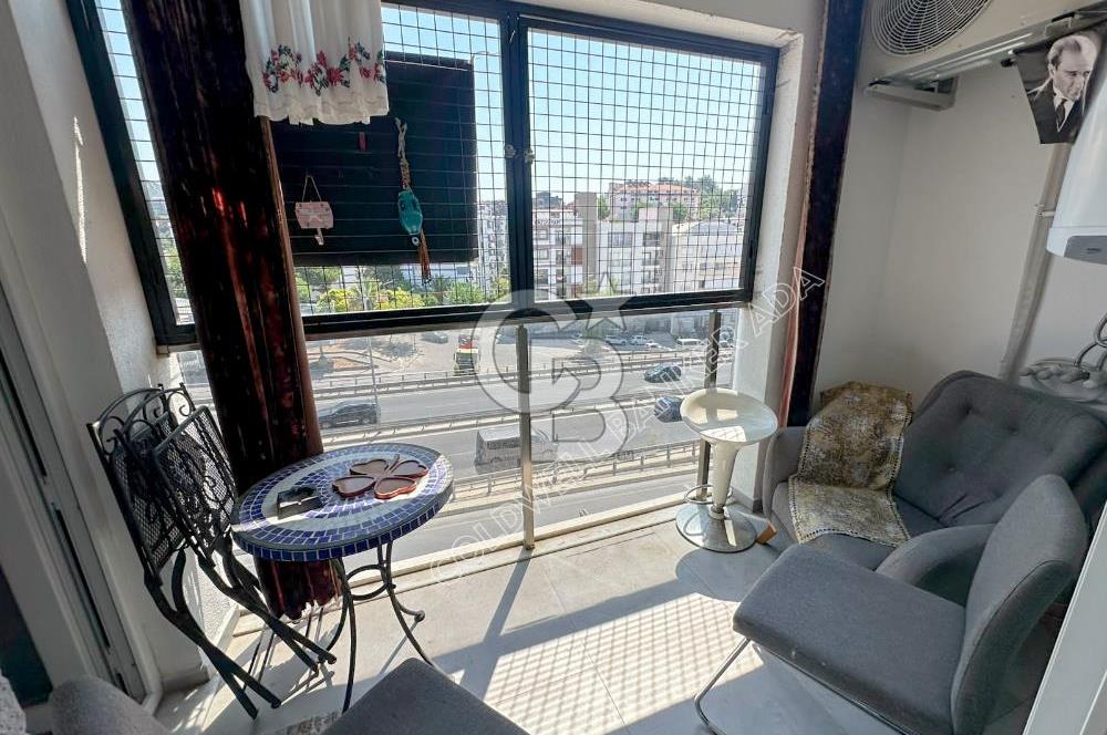 Kuşadası Merkezde Full Eşyalı Satılık Fırsat 1+1