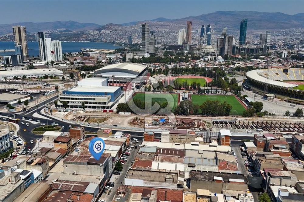 İzmir 1. Sanayi'de 1.500 m² Komple Bina Kiralık