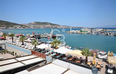 Yeni Foça Marina'da satılık restoran/Butik otel potansiyelli