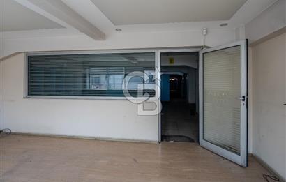 İzmir 1. Sanayi'de 1.500 m² Komple Bina Kiralık
