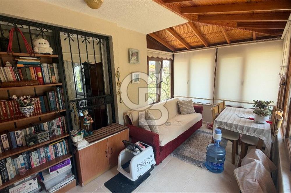 Yenifoça Fatih Mah. Satılık 3+1 Villa