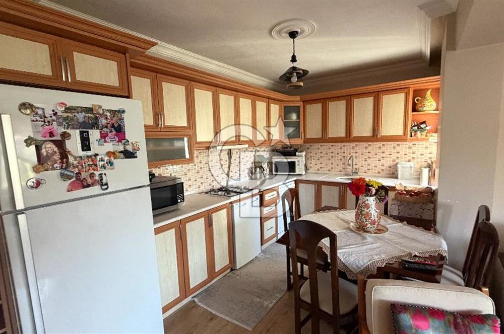Yenifoça Fatih Mah. Satılık 3+1 Villa