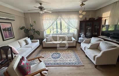 Yenifoça Fatih Mah. Satılık 3+1 Villa