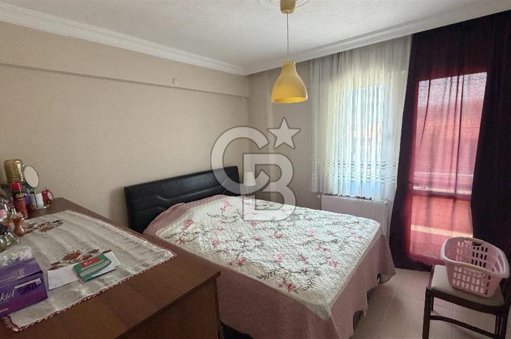 Yenifoça Fatih Mah. Satılık 3+1 Villa