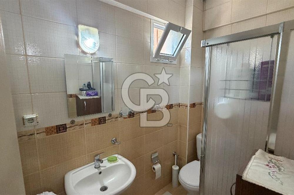 Yenifoça Fatih Mah. Satılık 3+1 Villa