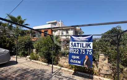 Yenifoça Fatih Mah. Satılık 3+1 Villa