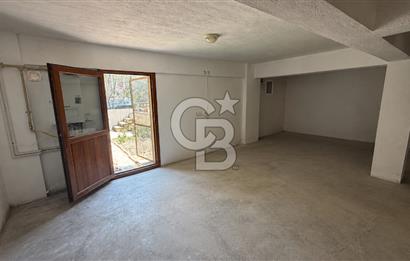 Yenifoça Fatih Mah. Satılık 3+1 Villa