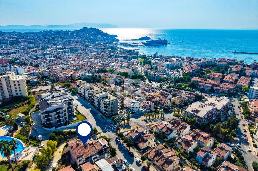 KUŞADASI MERKEZDE DENİZE YÜRÜME MESAFESİNDE DAİRE FİYATINA DENİZ MANZARALI 3+1 VİLLA 