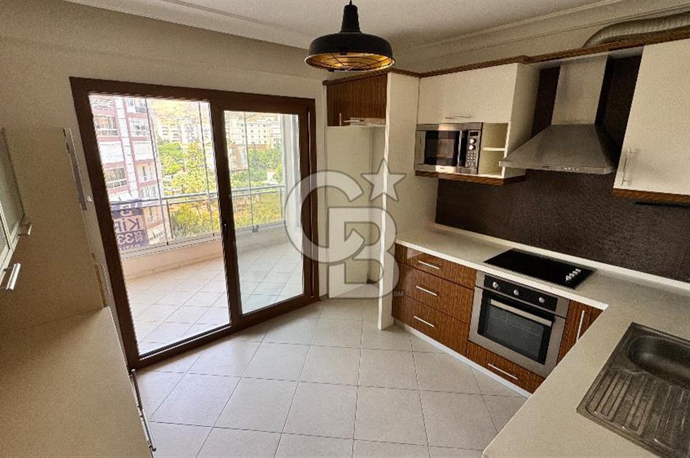 Karşıyaka Zübeyde Hanım Mahallesi Kiralık 3+1 Daire