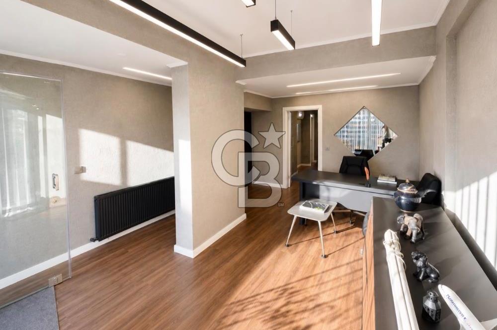 ÜSKÜDAR DA 500 m2 İŞ HANİ KATI