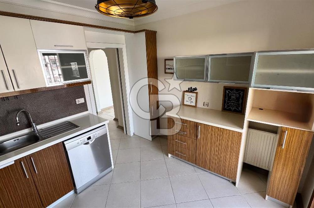 Karşıyaka Zübeyde Hanım Mahallesi Kiralık 3+1 Daire