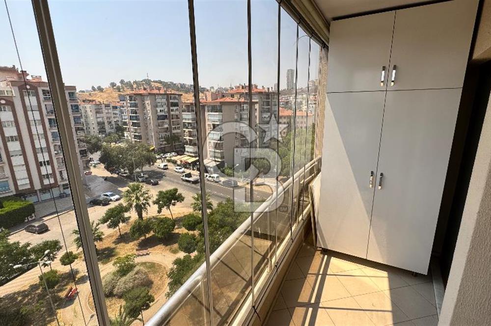 Karşıyaka Zübeyde Hanım Mahallesi Kiralık 3+1 Daire