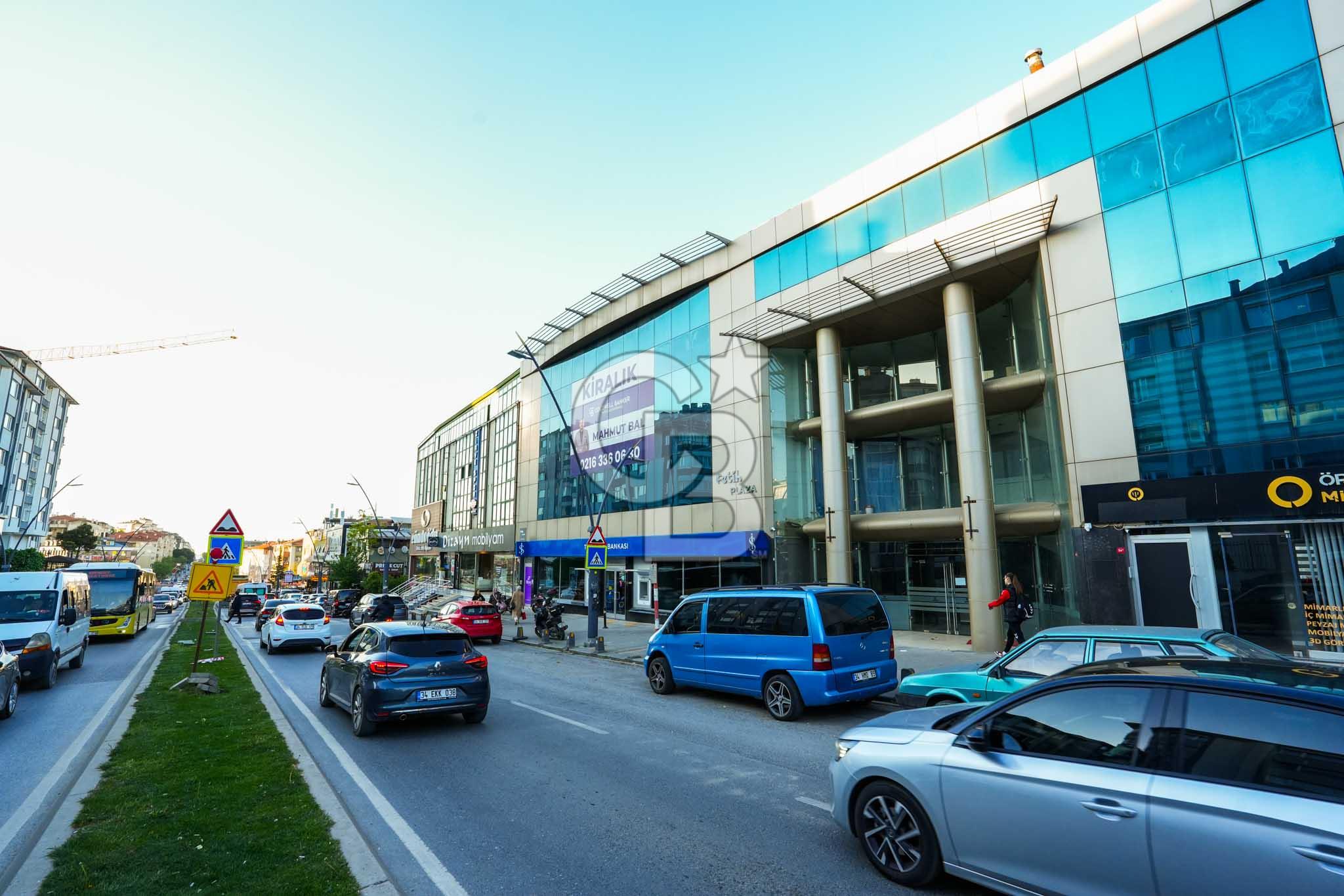 KİRALIK PLAZA BOSNA BULVARI ÜZERİNDE 