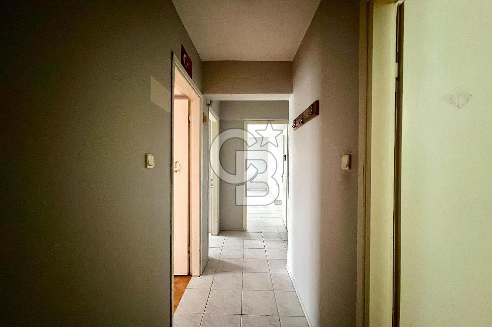 Karşıyaka Zübeyde Hanım Mahallesi'nde 3+1 Satılık Boş Daire