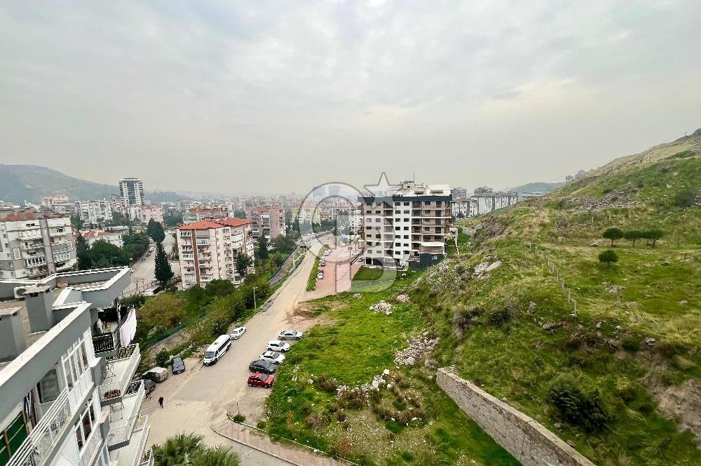 Karşıyaka Zübeyde Hanım Mahallesi'nde 3+1 Satılık Boş Daire