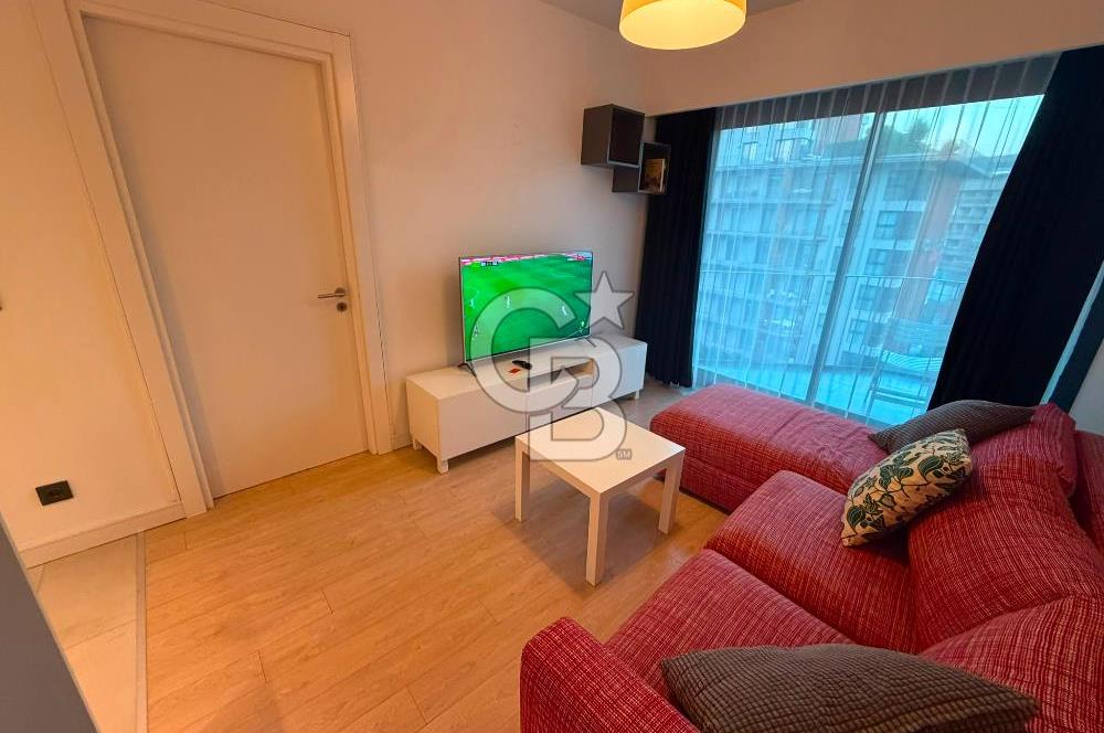 Folkart Life Bornova'da Havuz Cepheli 1+1 Eşyalı Kiralık Daire