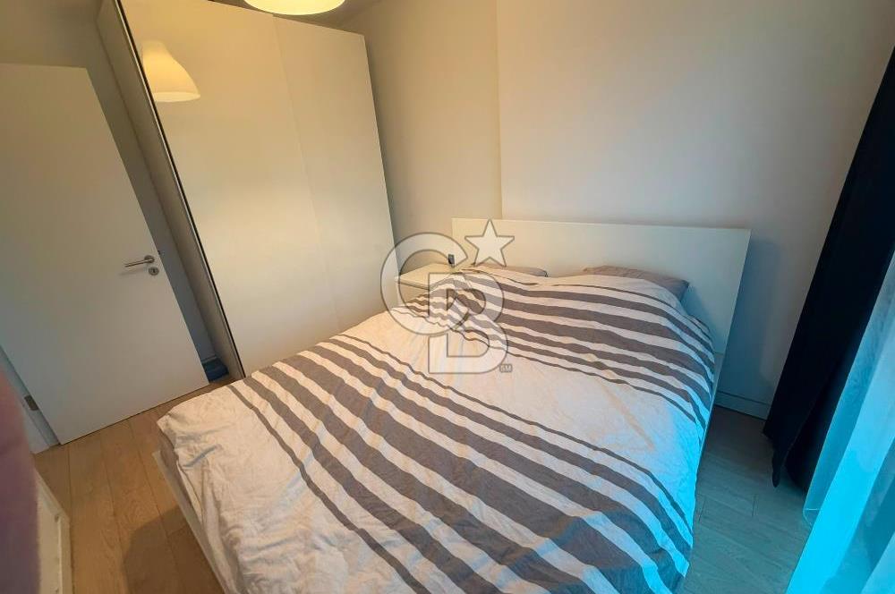 Folkart Life Bornova'da Havuz Cepheli 1+1 Eşyalı Kiralık Daire