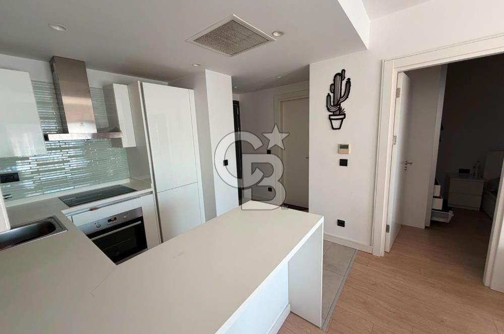Folkart Life Bornova'da Havuz Cepheli 1+1 Eşyalı Kiralık Daire