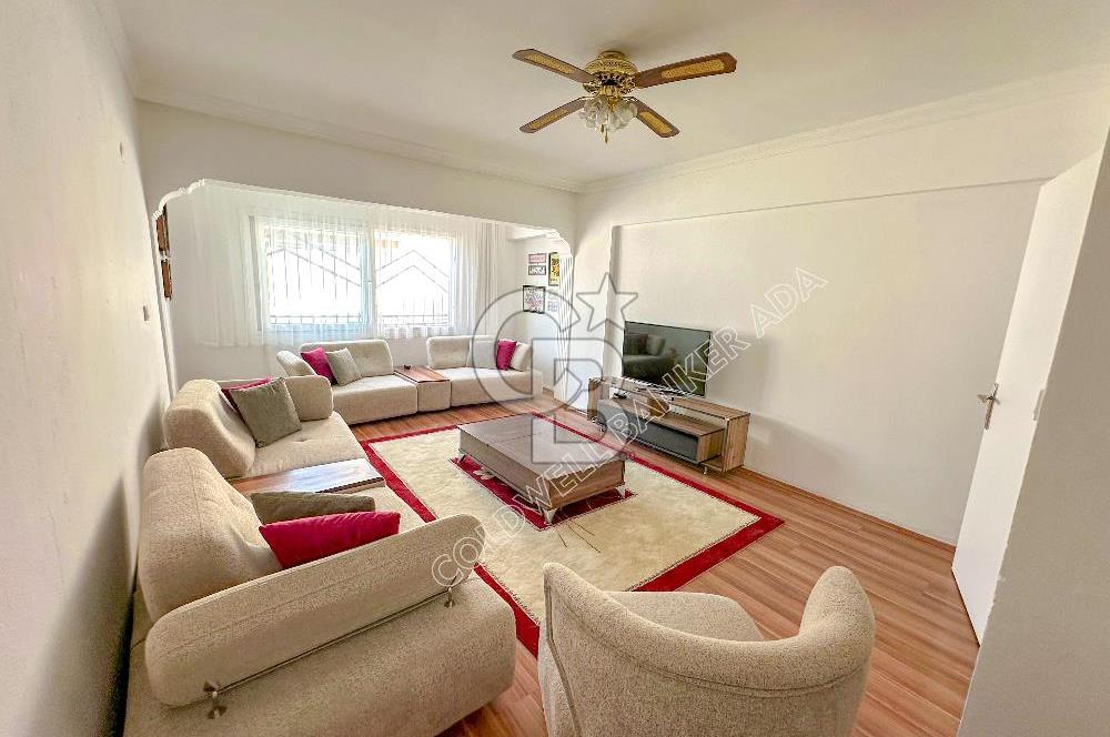 KUŞADASI MERKEZDE DENİZE YÜRÜME MESAFESİNDE DAİRE FİYATINA DENİZ MANZARALI 3+1 VİLLA 