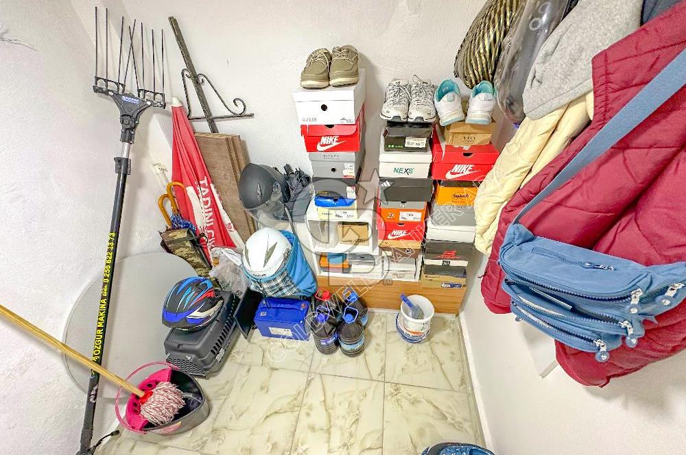 KUŞADASI MERKEZDE DENİZE YÜRÜME MESAFESİNDE DAİRE FİYATINA DENİZ MANZARALI 3+1 VİLLA 