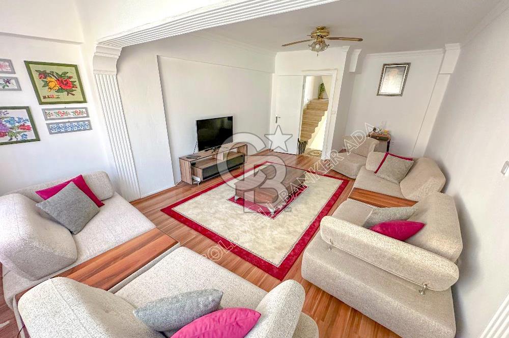 KUŞADASI MERKEZDE DENİZE YÜRÜME MESAFESİNDE DAİRE FİYATINA DENİZ MANZARALI 3+1 VİLLA 