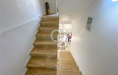 KUŞADASI MERKEZDE DENİZE YÜRÜME MESAFESİNDE DAİRE FİYATINA DENİZ MANZARALI 3+1 VİLLA 