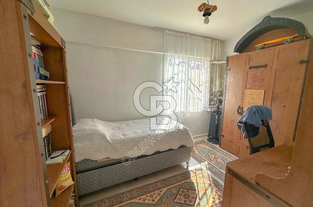 KUŞADASI MERKEZDE DENİZE YÜRÜME MESAFESİNDE DAİRE FİYATINA DENİZ MANZARALI 3+1 VİLLA 