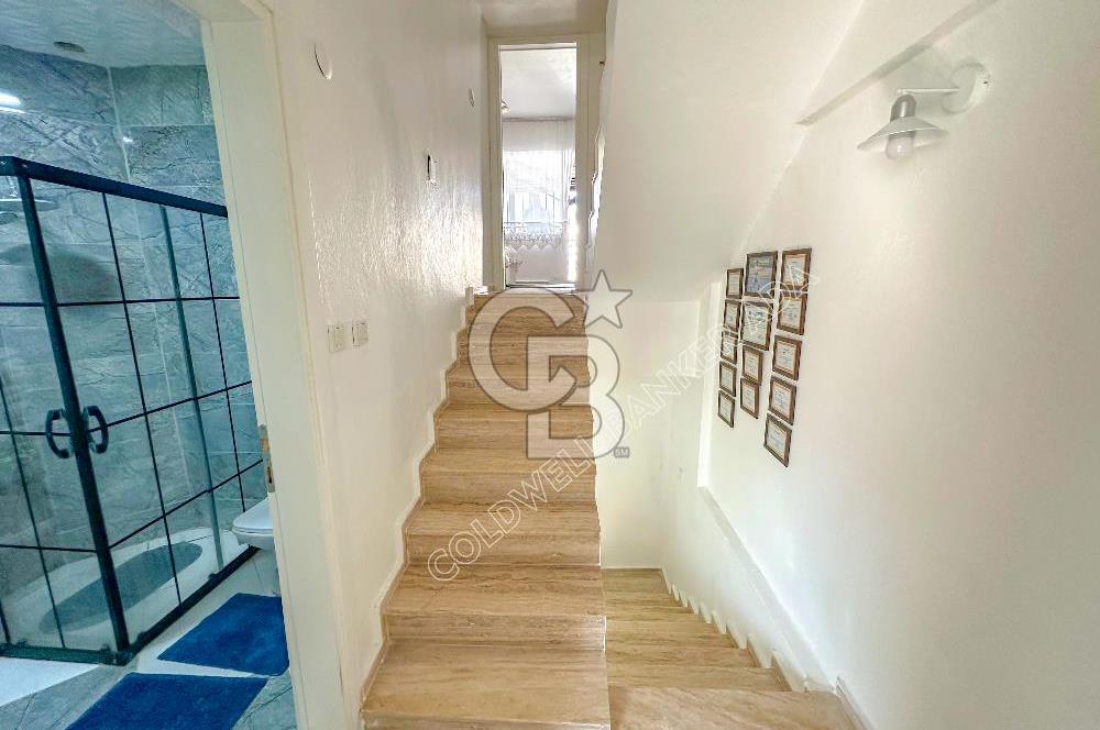 KUŞADASI MERKEZDE DENİZE YÜRÜME MESAFESİNDE DAİRE FİYATINA DENİZ MANZARALI 3+1 VİLLA 