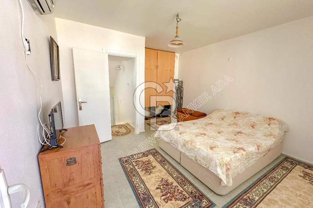 KUŞADASI MERKEZDE DENİZE YÜRÜME MESAFESİNDE DAİRE FİYATINA DENİZ MANZARALI 3+1 VİLLA 