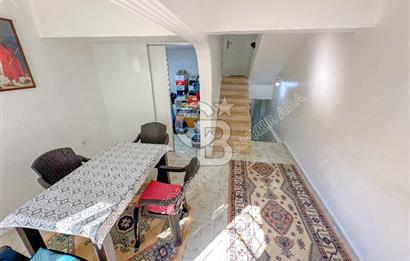 KUŞADASI MERKEZDE DENİZE YÜRÜME MESAFESİNDE DAİRE FİYATINA DENİZ MANZARALI 3+1 VİLLA 
