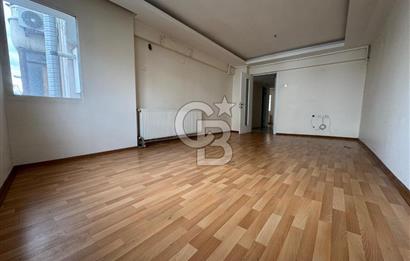 Bostanlı Gastronomi Sokağı'nda Kiralık 2+1 Daire
