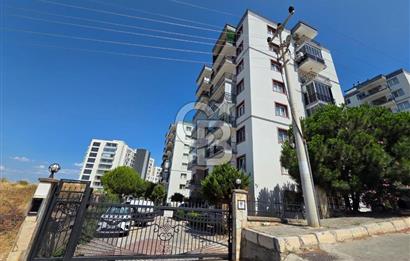 Narlıderede Deniz Manzaralı Site içi Havuzlu Otoparklı Daire