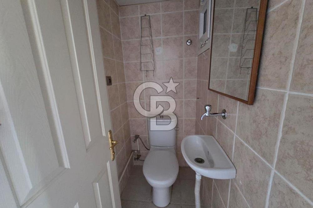 Narlıderede Deniz Manzaralı Site içi Havuzlu Otoparklı Daire