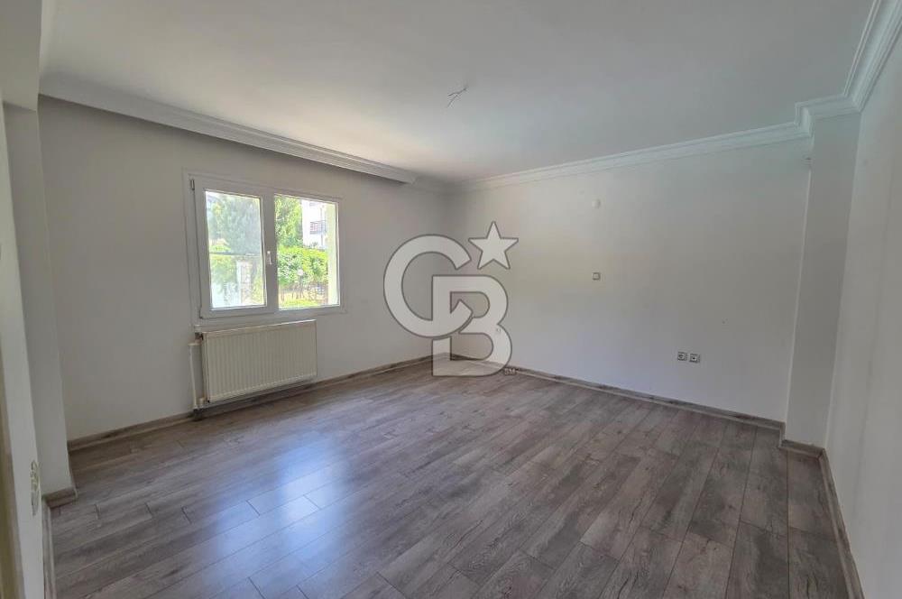 Narlıderede Deniz Manzaralı Site içi Havuzlu Otoparklı Daire