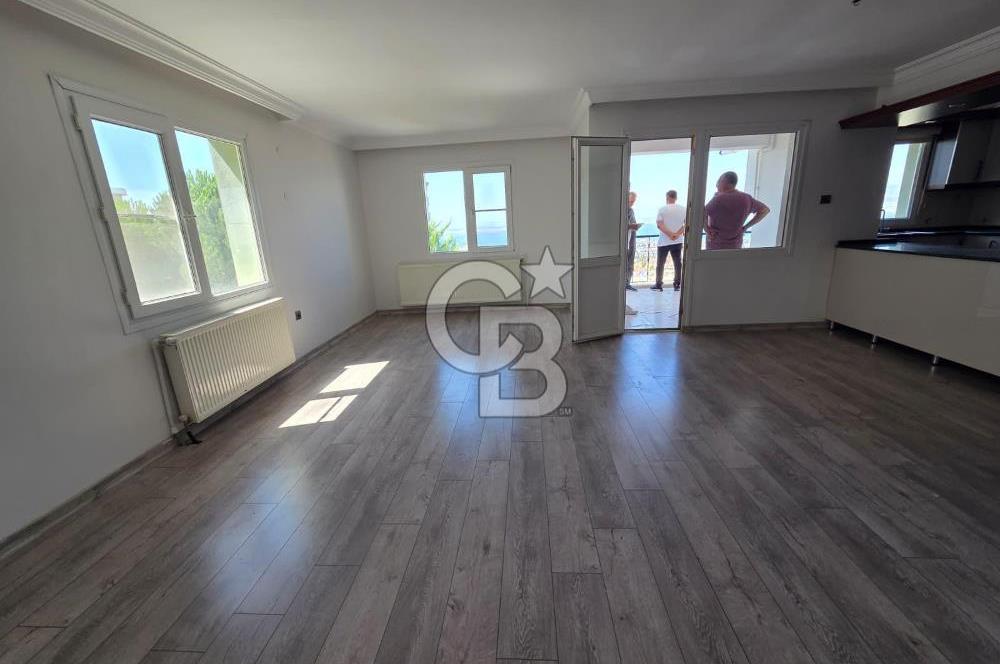 Narlıderede Deniz Manzaralı Site içi Havuzlu Otoparklı Daire