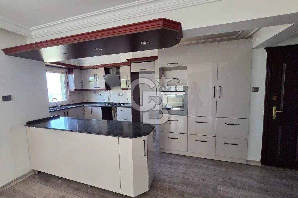 Narlıderede Deniz Manzaralı Site içi Havuzlu Otoparklı Daire