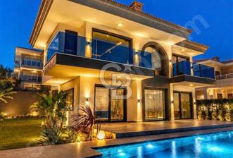 ÇEŞME BOYALIKTA DENİZ MANZARALI ÖZEL TASARIM LÜKS VİLLA - 1 - 366792