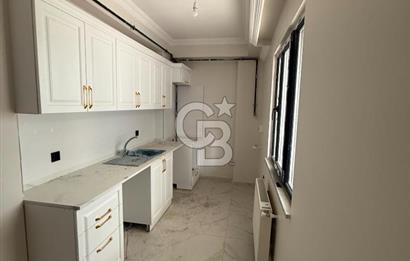 TAŞOLUK YEŞİL CAMİ YAKINI OTOPARKLI VE EBEVEYN BANYOLU 3+1 DAİRE