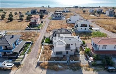 Altınova’da Denize 250 Metre Mesafede Müstakil Sıfır Villa