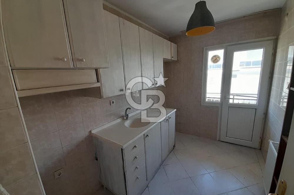 KARŞIYAKA YALI MAHALLESİNDE 3+1 ÜÇ YANI AÇIK HARİKA DAİRE