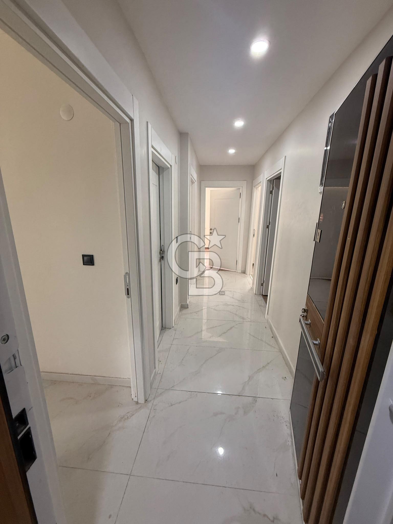 TAŞOLUK YEŞİL CAMİ YAKINI OTOPARKLI VE EBEVEYN BANYOLU 3+1 DAİRE