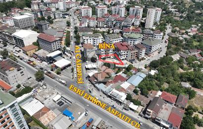 HABİBLER DE ESKİ EDİRNE ASFALTINA 1 SOKAK MESAFEDE 600 M2 DÜKKAN