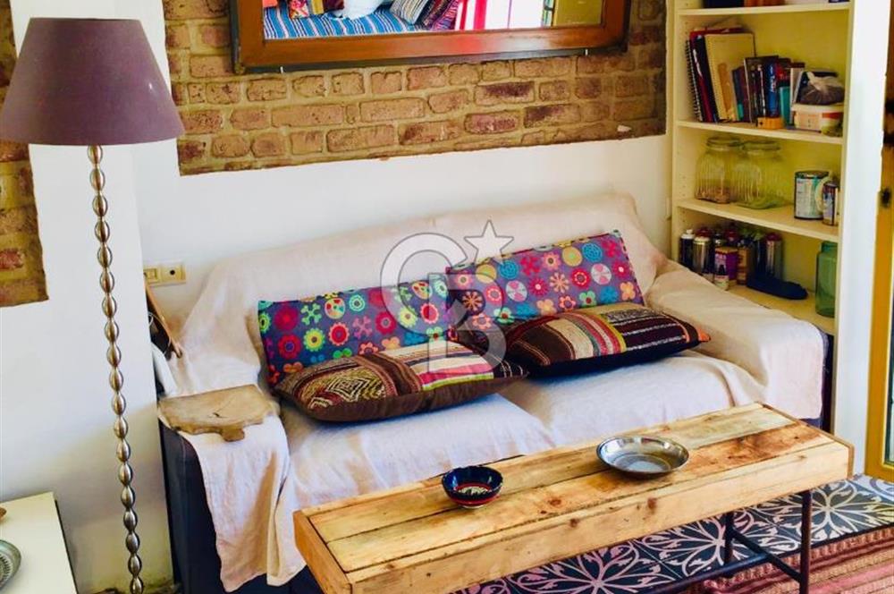 CİHANGİRDE TARİHİ CUMBALI BİNADA HAMAM&SAUNALI 1+1 SATILIK ÖZEL