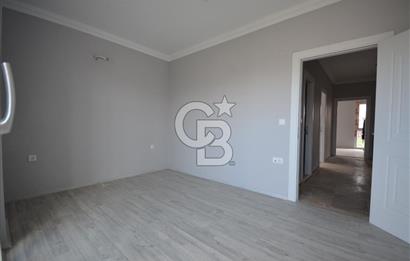 Ayvalık Altınova'da Havuzlu Site İçinde Satılık Villa