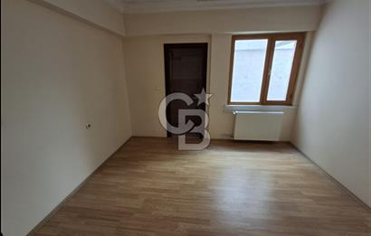 | ETİMESGUT K.KARABEKİR'DE ÖZEL FİYATIYLA DİKKAT ÇEKEN 4+1 |