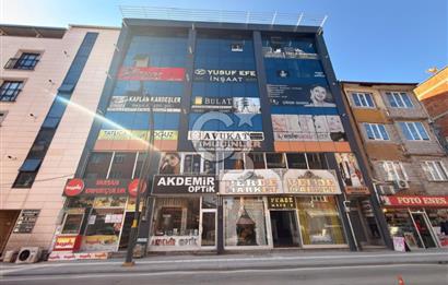 HACIHASANLI'DA *TABELA DEĞERİ YÜKSEK*- 82m2 SATILIK 2+0 *OFİS*