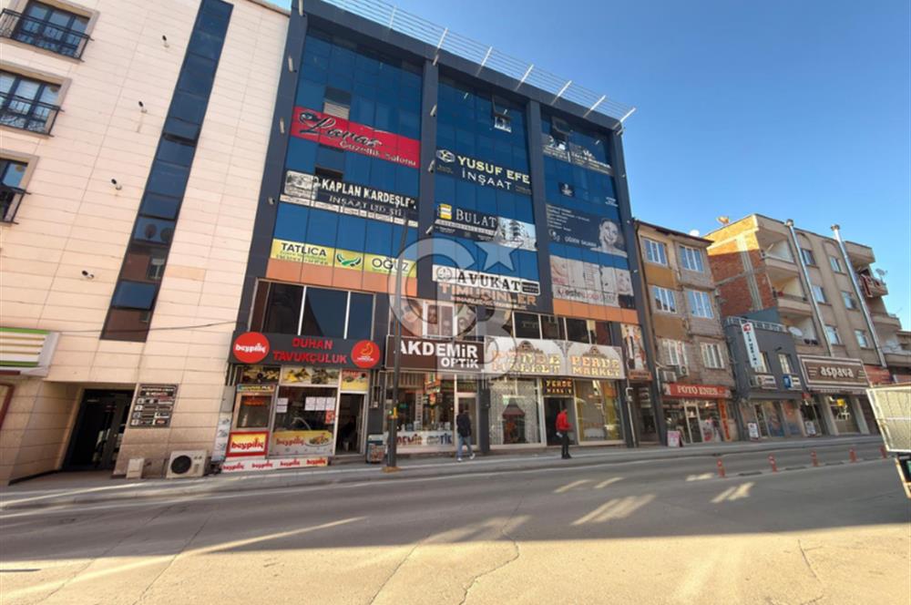 HACIHASANLI'DA *TABELA DEĞERİ YÜKSEK*- 82m2 SATILIK 2+0 *OFİS*