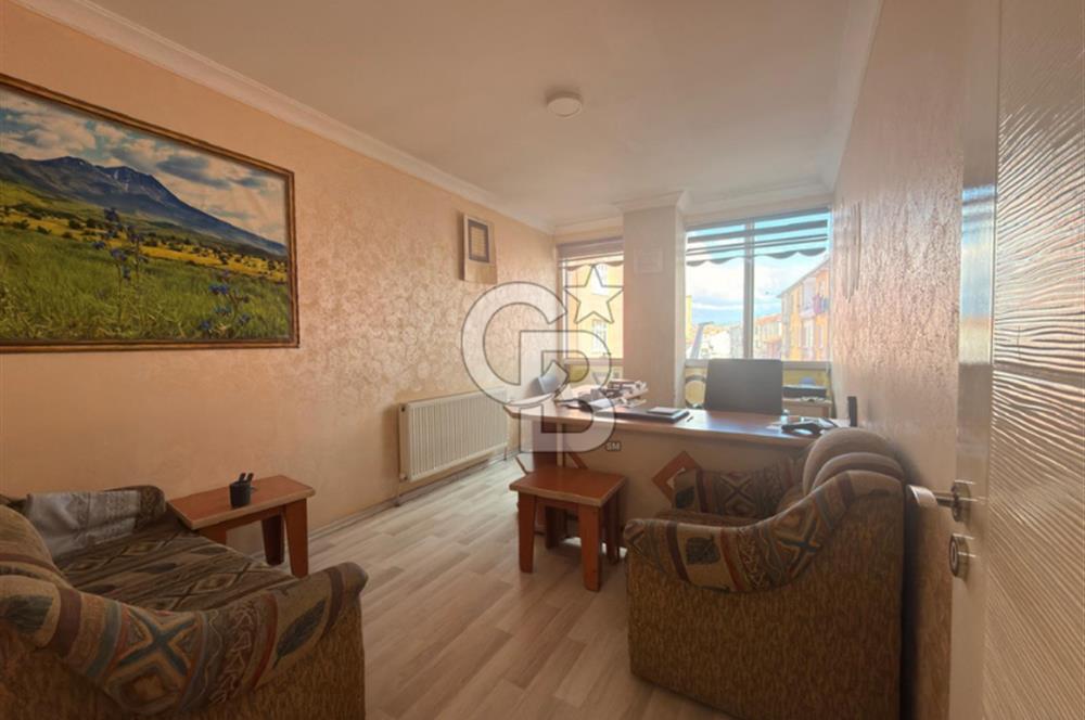 HACIHASANLI'DA *TABELA DEĞERİ YÜKSEK*- 82m2 SATILIK 2+0 *OFİS*