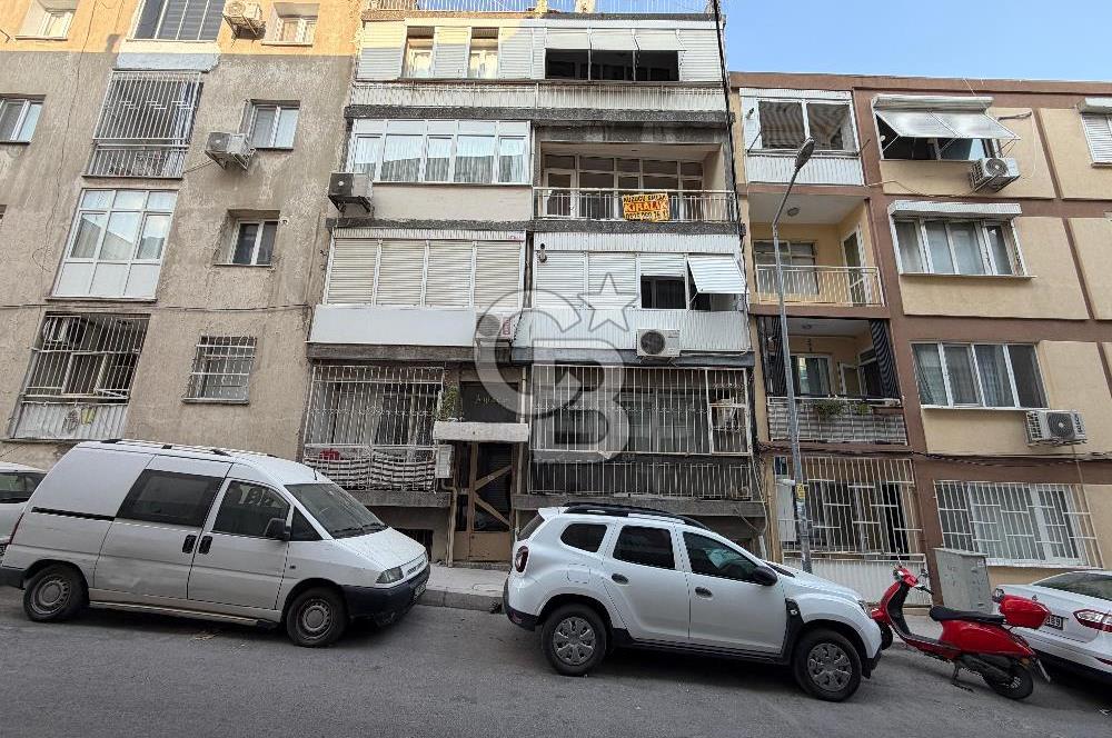 KONAK SALHANE’DE DENİZ MANZARALI 2+1 DAİRE