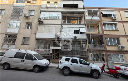KONAK SALHANE’DE DENİZ MANZARALI 2+1 DAİRE